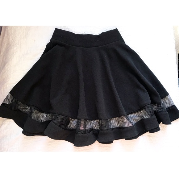 Skirt - Picture 2 of 3